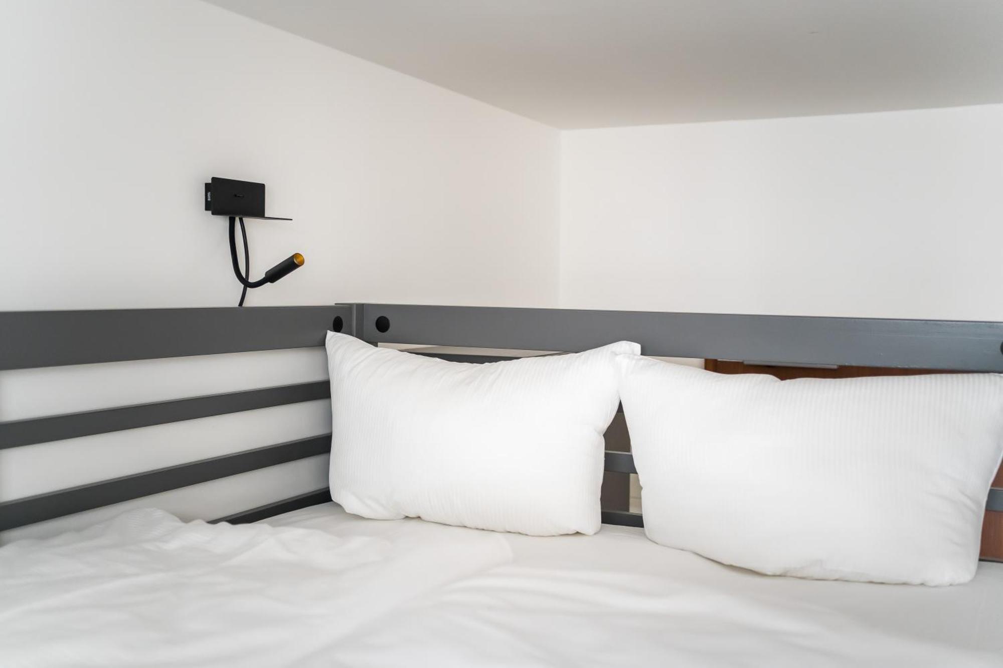 Homaris Boxi Studios Berlín Pokoj fotografie