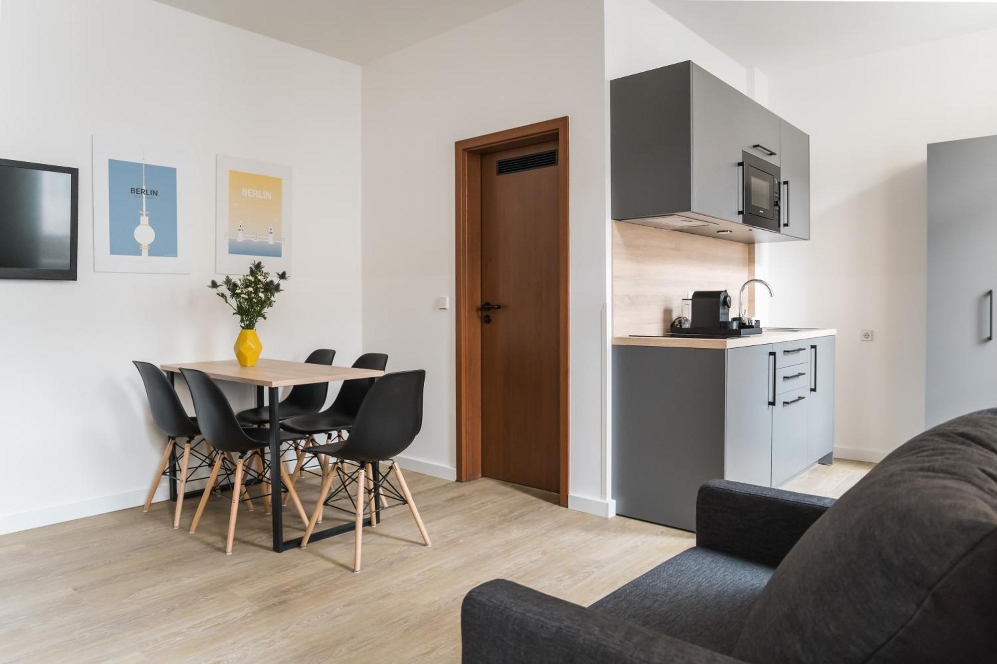 Homaris Boxi Studios Berlín Pokoj fotografie
